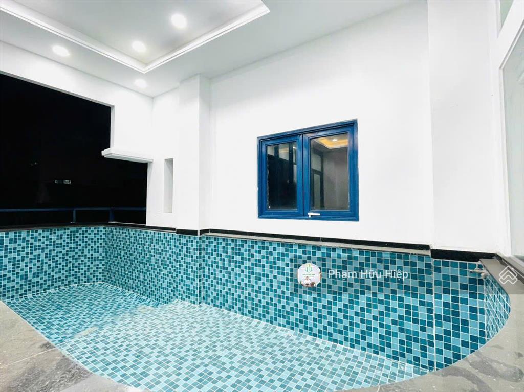 Đón tết nhà trung tâm phú nhuận, gần nguyễn văn trỗi  5tầng, có hầm, thang máy, hồ bơi, giá 16,9tỷ