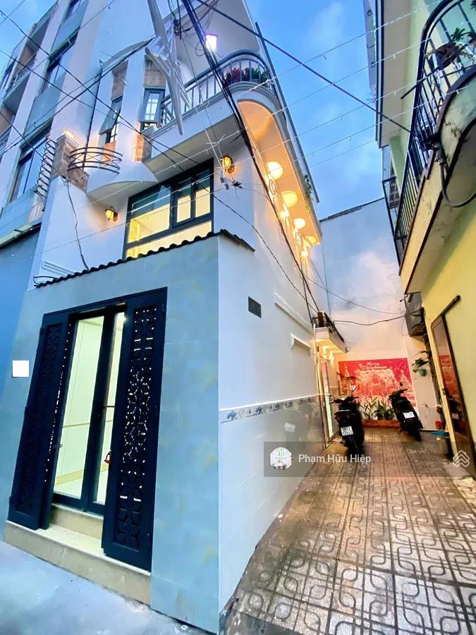 Nhà đón tết bình thạnh, gần phan xích long, sát quận 1lô góc, ô tô đỗ cửa, full nội thất, 6,65 tỷ