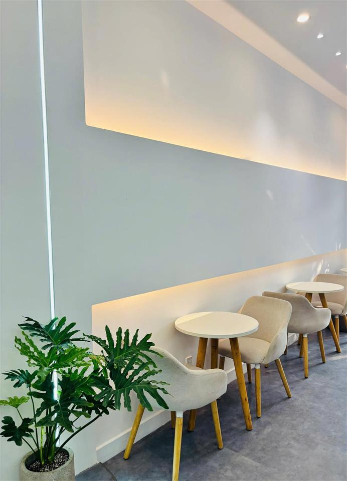 Mặt tiền đinh tiên hoàng quận 1, 2 mặt tiền, thang máy, hđ thuê 81tr/tháng