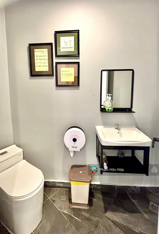 Mặt tiền đinh tiên hoàng quận 1, 2 mặt tiền, thang máy, hđ thuê 81tr/tháng