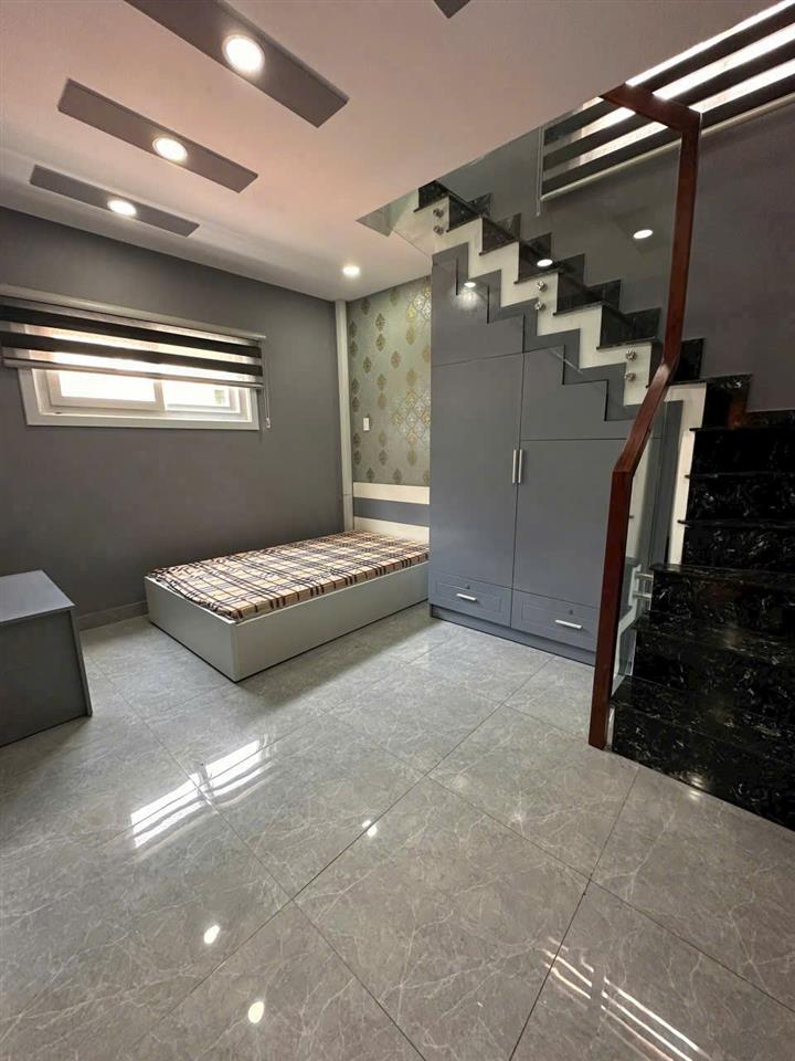 Bán nhà an dương vương quận 5, 55m², ngang 4,3m nở hậu, 5pn, 2 tầng, gần lê hồng phong, ở ngay