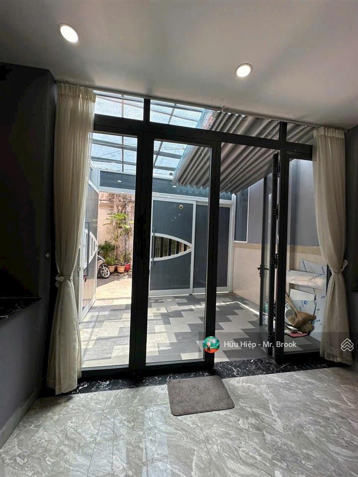 Bán nhà an dương vương quận 5, 55m², ngang 4,3m nở hậu, 5pn, 2 tầng, gần lê hồng phong, ở ngay