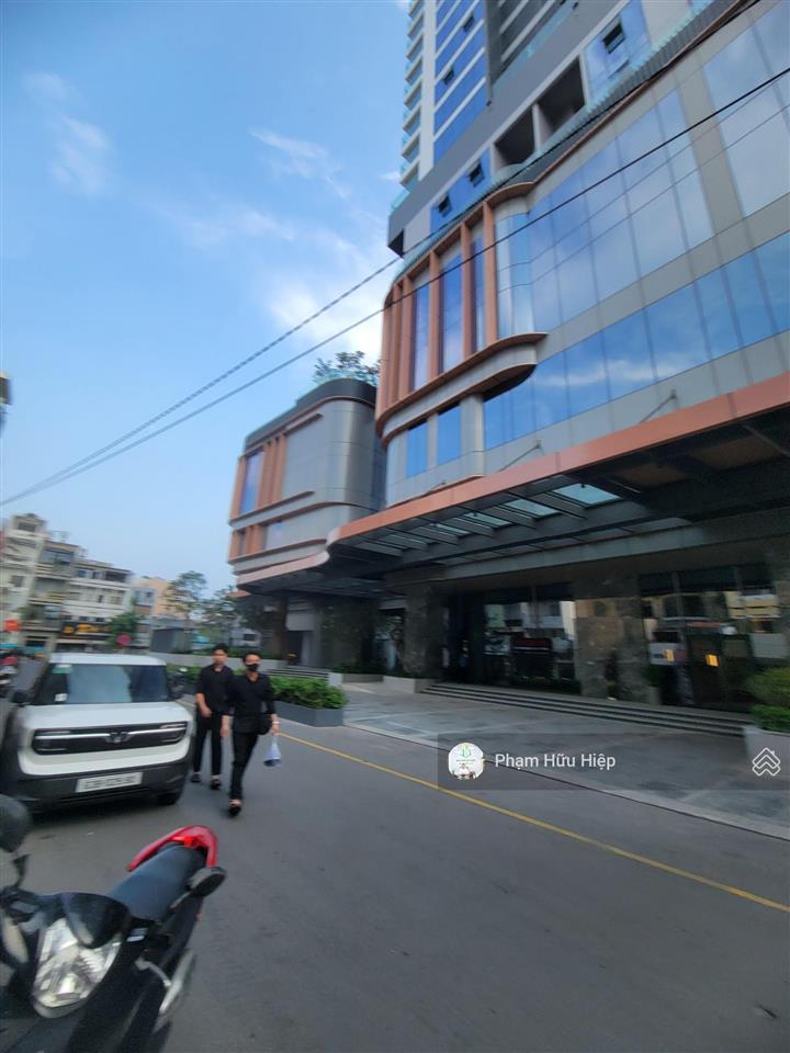 Bán nhà trung tâm quận 1 gần trần hưng đạo  nguyễn trãi  5pn, dòng tiền 15tr/tháng, giá 7,9 tỷ