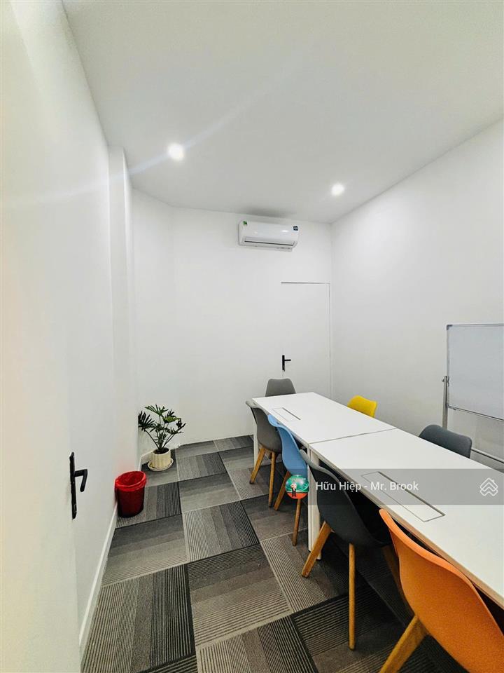 Mặt tiền đinh tiên hoàng, khu tân định quận 1  2 mặt tiền, thang máy, hđ thuê 81tr/tháng, 18,5 tỷ