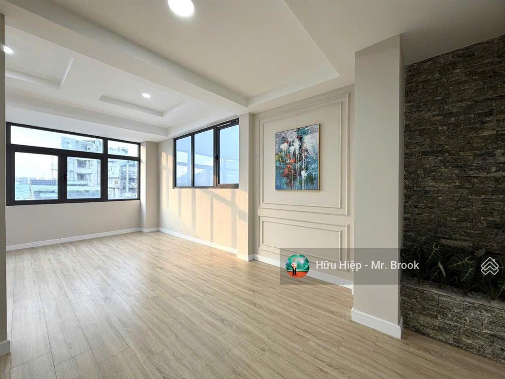 Nhà đẹp phạm viết chánh, trung tâm quận 1, ngang hiếm 6m, 6 tầng, thang máy, full nội thất ở ngay