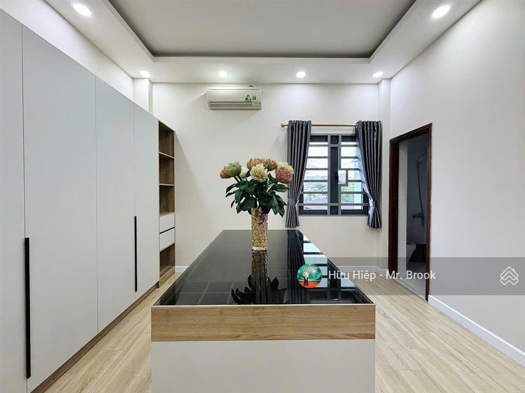 Nhà đẹp phạm viết chánh, trung tâm quận 1, ngang hiếm 6m, 6 tầng, thang máy, full nội thất ở ngay