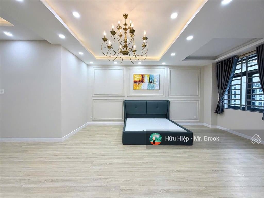 Nhà đẹp phạm viết chánh, trung tâm quận 1, ngang hiếm 6m, 6 tầng, thang máy, full nội thất ở ngay