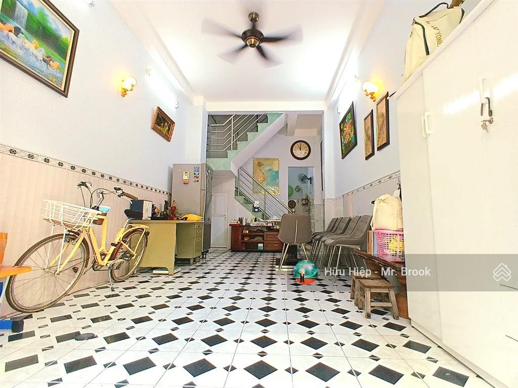 Hiếm! nhà gần nguyễn trãi, quận 1  hẻm ô tô, khu cán bộ sát bộ công an, vị trí đắc địa, ở ngay