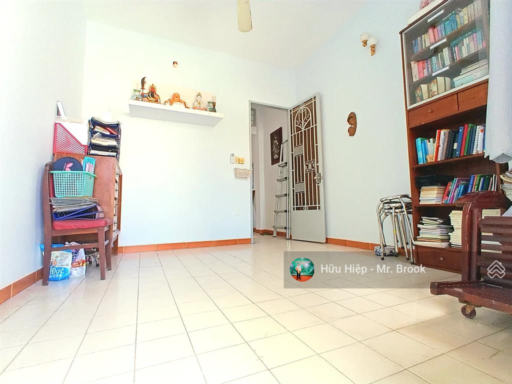 Hiếm! nhà gần nguyễn trãi, quận 1  hẻm ô tô, khu cán bộ sát bộ công an, vị trí đắc địa, ở ngay