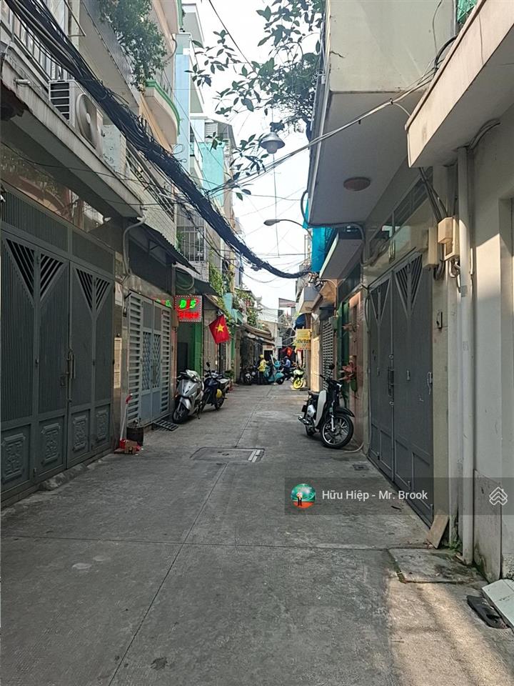 Hiếm! nhà gần nguyễn trãi, quận 1  hẻm ô tô, khu cán bộ sát bộ công an, vị trí đắc địa, ở ngay