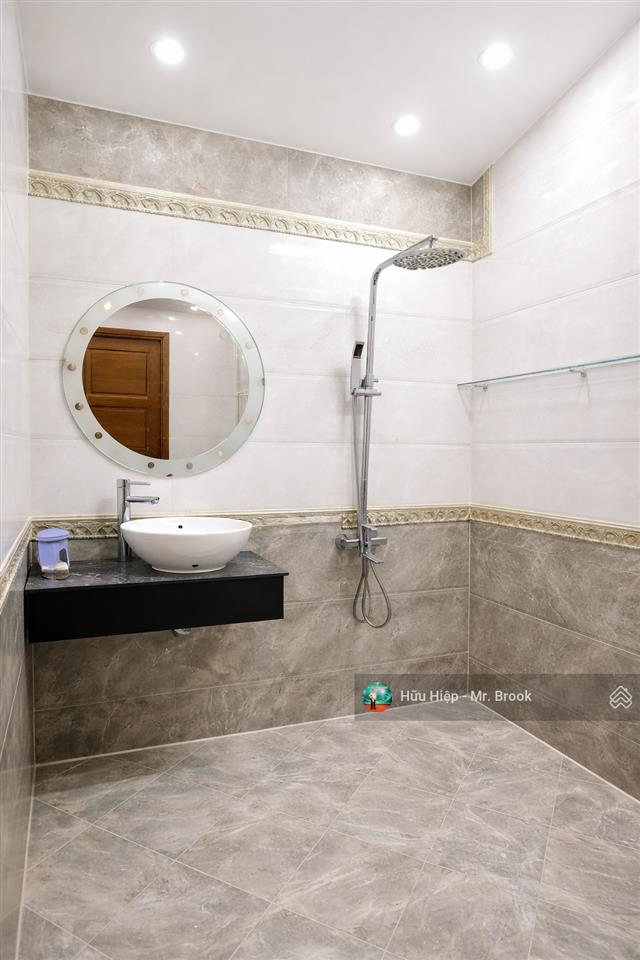 Bán nhà hẻm ô tô cao thắng, trung tâm quận 3  4 tầng, full nội thất, tiện ở ngay, giá tốt 8.5 tỷ