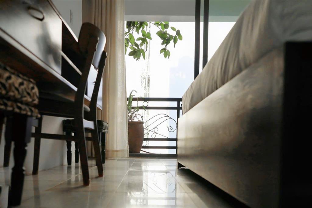 Bán nhà 2 mặt hẻm ô tô khu tân định, quận 1  ngang 5.3m hiếm, 7 tầng, dòng tiền ~70tr, giá 12.7 tỷ