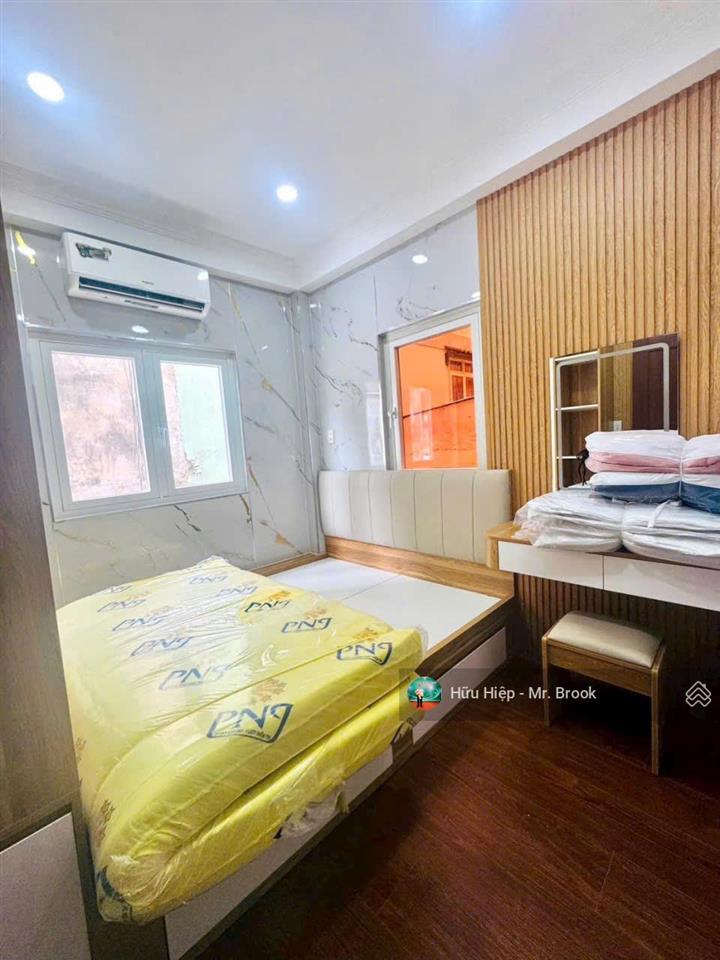 Bán nhà đẹp bà huyện thanh quan trung tâm quận 3  4 tầng btct, căn góc hẻm thông, ở ngay, 4,68 tỷ