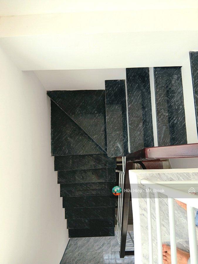 Nhà mặt tiền phan văn trị quận 5, sát quận 1  4 tầng, 28,8m², dòng tiền 300tr/năm, tiện kinh doanh