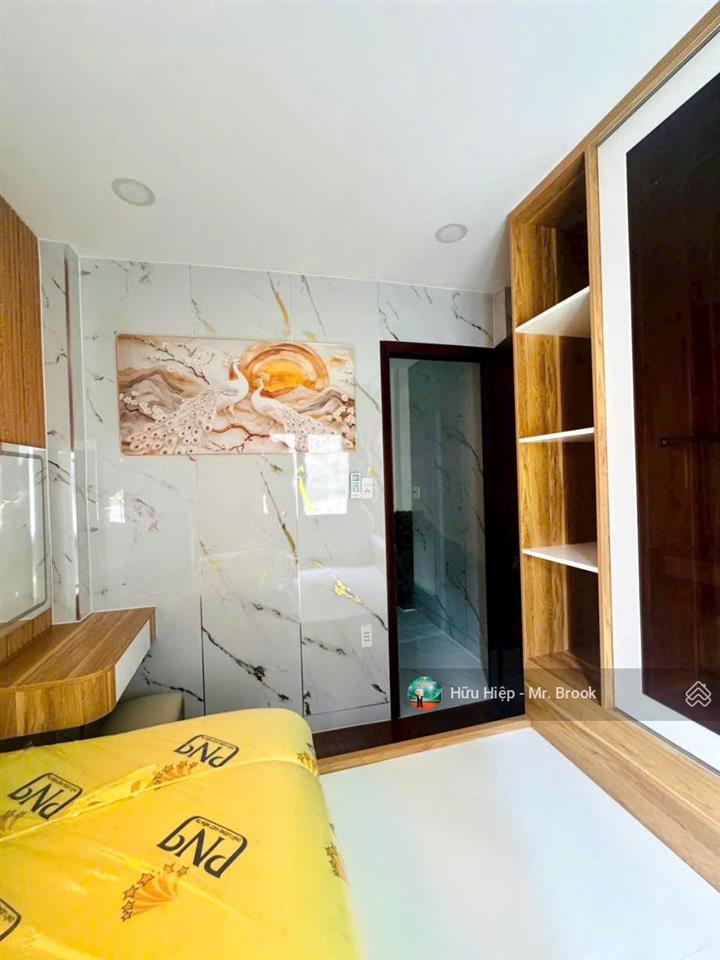 Bán nhà trung tâm quận 3, căn góc bà huyện thanh quan, sát mặt tiền, 4 tầng, full nội thất, 4.68 tỷ