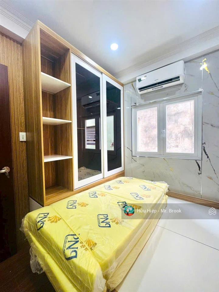 Bán nhà trung tâm quận 3, căn góc bà huyện thanh quan, sát mặt tiền, 4 tầng, full nội thất, 4.68 tỷ