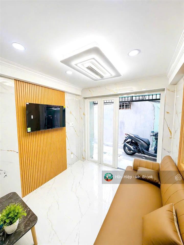 Bán nhà trung tâm quận 3, căn góc bà huyện thanh quan, sát mặt tiền, 4 tầng, full nội thất, 4.68 tỷ