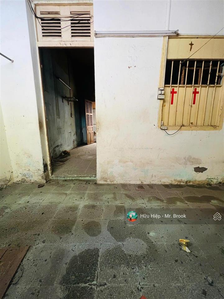 Bán nhà lý tự trọng quận 1, gần chợ bến thành  ngang 4,55m, giá ~322 triệu/m² rẻ hơn giá nhà nước