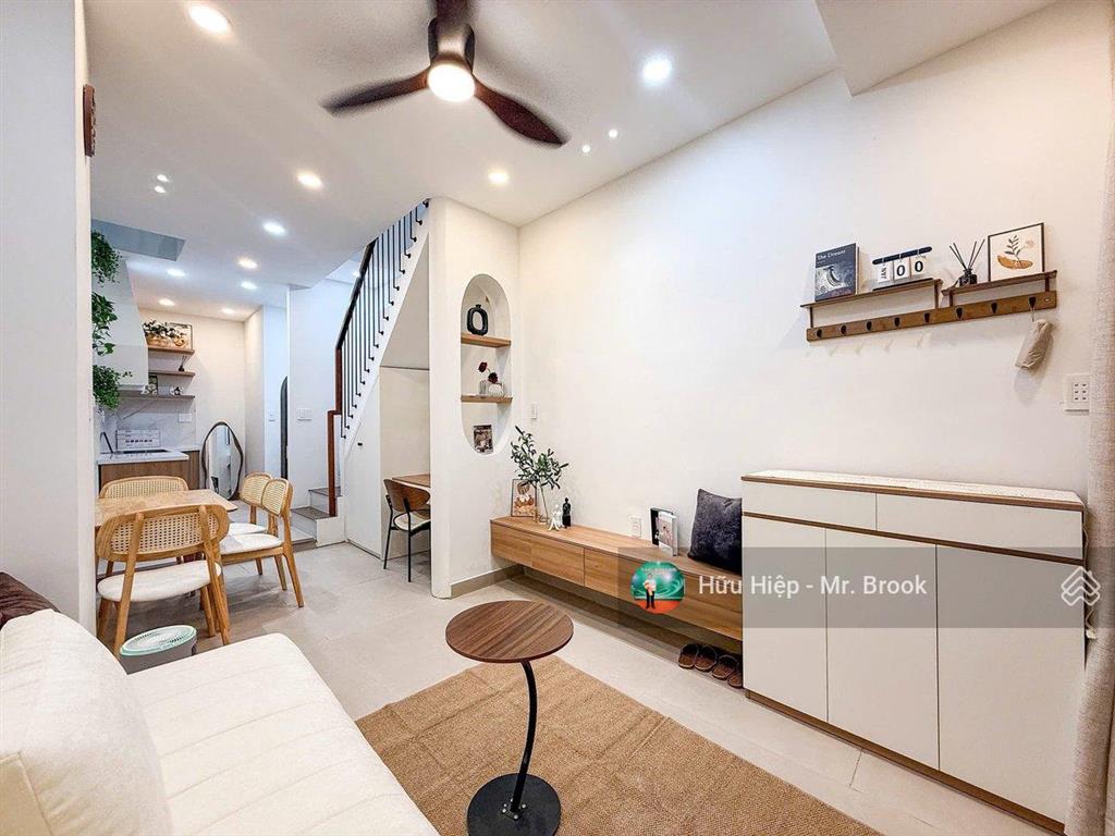 Bán nhà 4 tầng gần nguyễn trãi, quận 5, sát mặt tiền, full nội thất, 3pn, 3wc tiện ở ngay, 6,95 tỷ