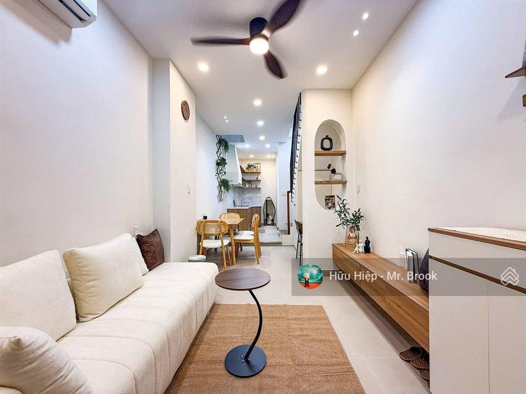 Bán nhà 4 tầng gần nguyễn trãi, quận 5, sát mặt tiền, full nội thất, 3pn, 3wc tiện ở ngay, 6,95 tỷ