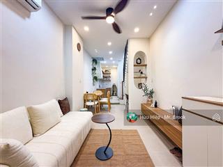 Bán nhà 4 tầng gần nguyễn trãi, quận 5, sát mặt tiền, full nội thất, 3pn, 3wc tiện ở ngay, 6,95 tỷ