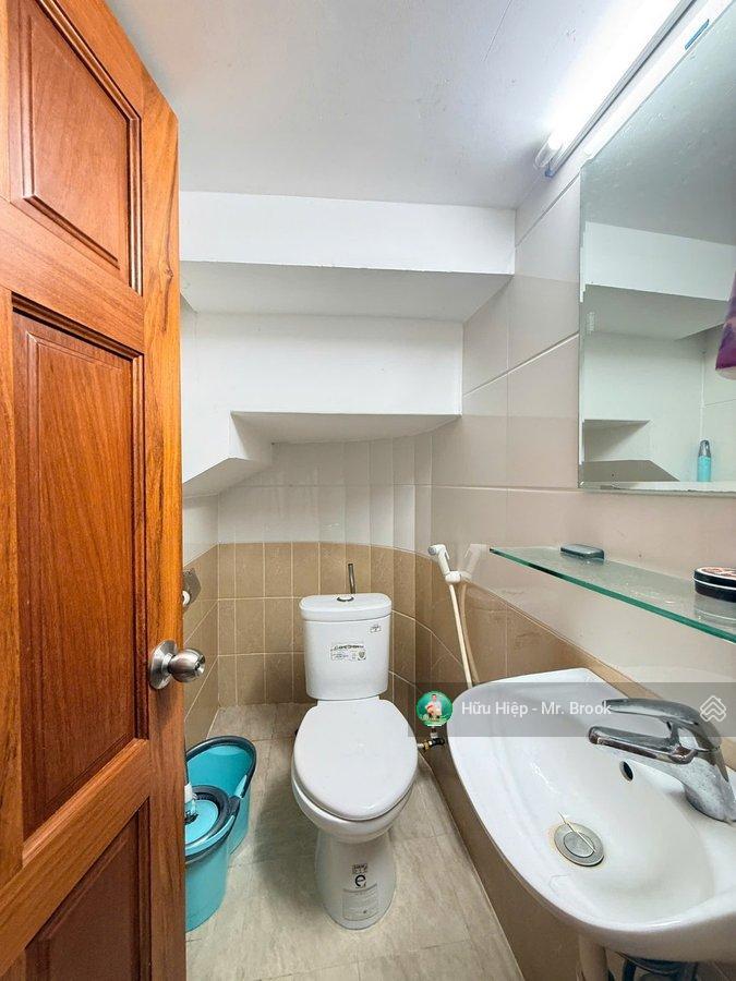 Bán nhà đẹp 5 tầng btct khu tân định quận 1  3pn, full nội thất, cho thuê 20tr/tháng, giá 6,7 tỷ