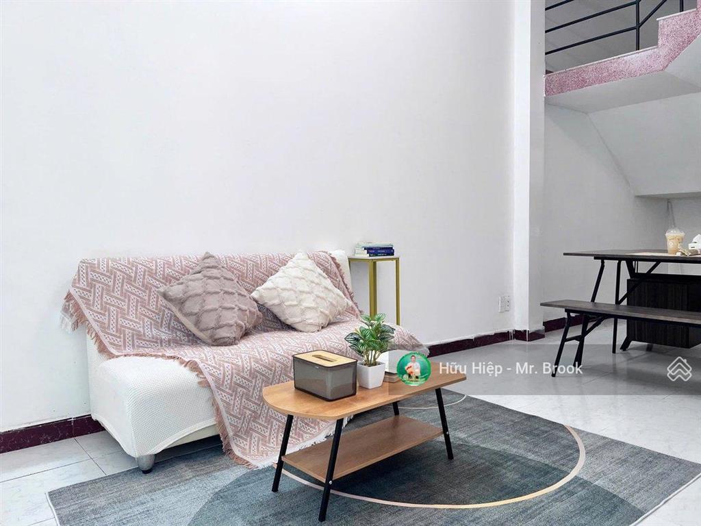 Bán nhà hẻm ô tô quận 1, gần trần hưng đạo, full nội thất, dòng tiền airbnb 720tr/năm, 14,7 tỷ