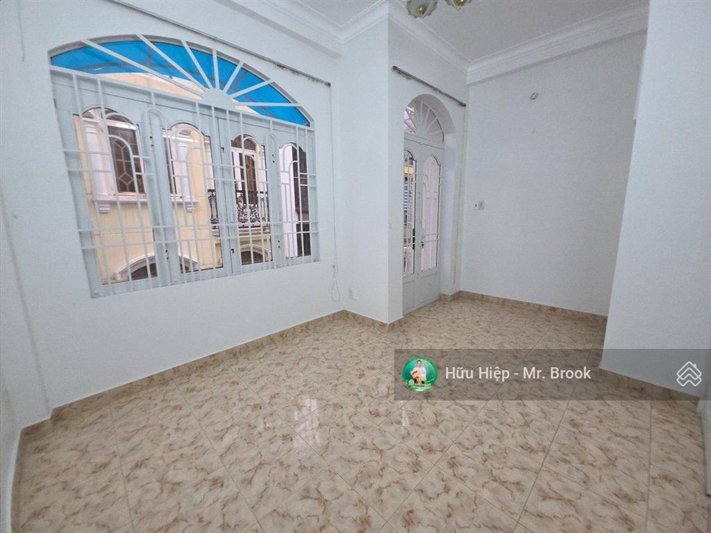 Bán nhà trần quang diệu, trung tâm quận 3  ngang 4.8m, nở hậu tài lộc 4.9m, tiện ở ngay, 7,99 tỷ