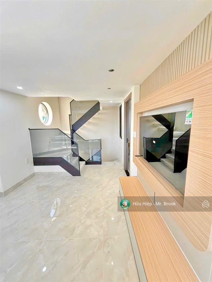 Bán nhà mặt tiền hoàng sa quận 1, view kênh bạch đằng thoáng mát, giá 14,8 tỷ giá