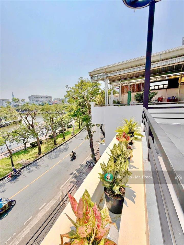 Bán nhà mặt tiền hoàng sa quận 1, view kênh bạch đằng thoáng mát, giá 14,8 tỷ giá