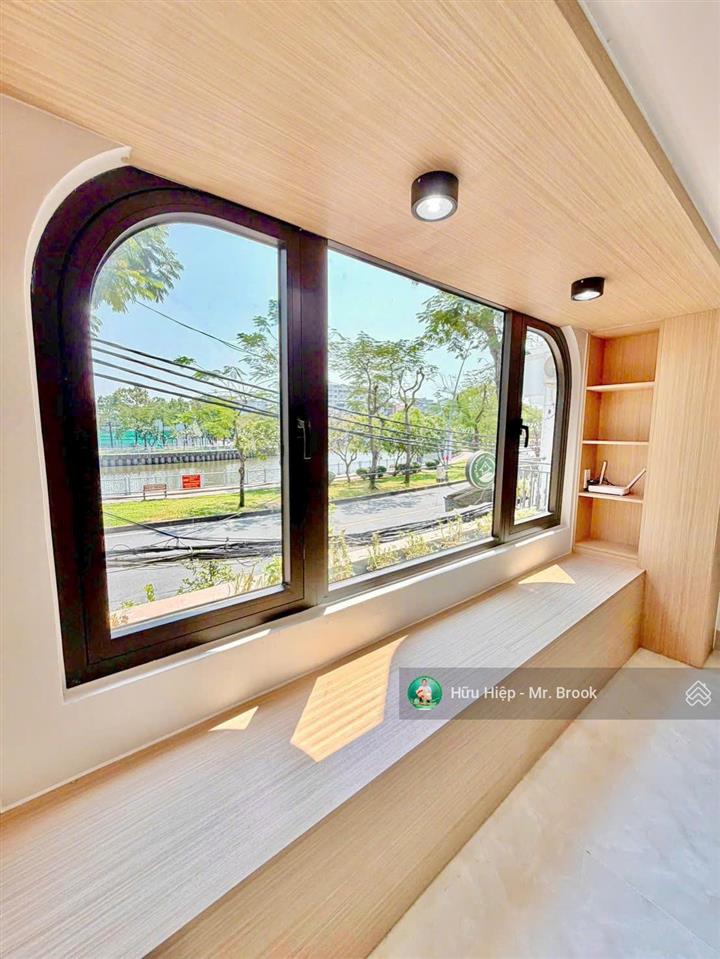 Bán nhà mặt tiền hoàng sa quận 1, view kênh bạch đằng thoáng mát, giá 14,8 tỷ giá