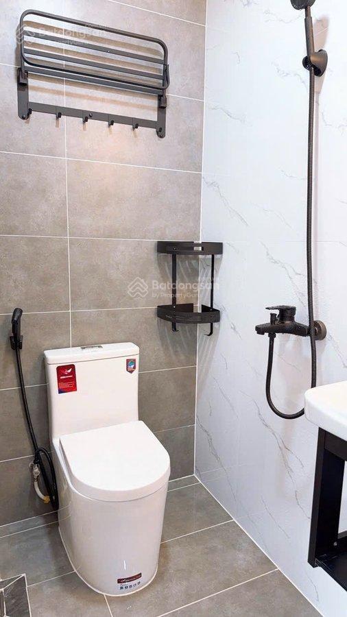 Bán nhà quận 5 lê hồng phong  nở hậu 6m, 3pn (có pn trệt), nội thất đẹp, ở ngay, 7,1 tỷ