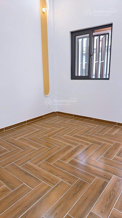 Bán nhà quận 5 lê hồng phong  nở hậu 6m, 3pn (có pn trệt), nội thất đẹp, ở ngay, 7,1 tỷ