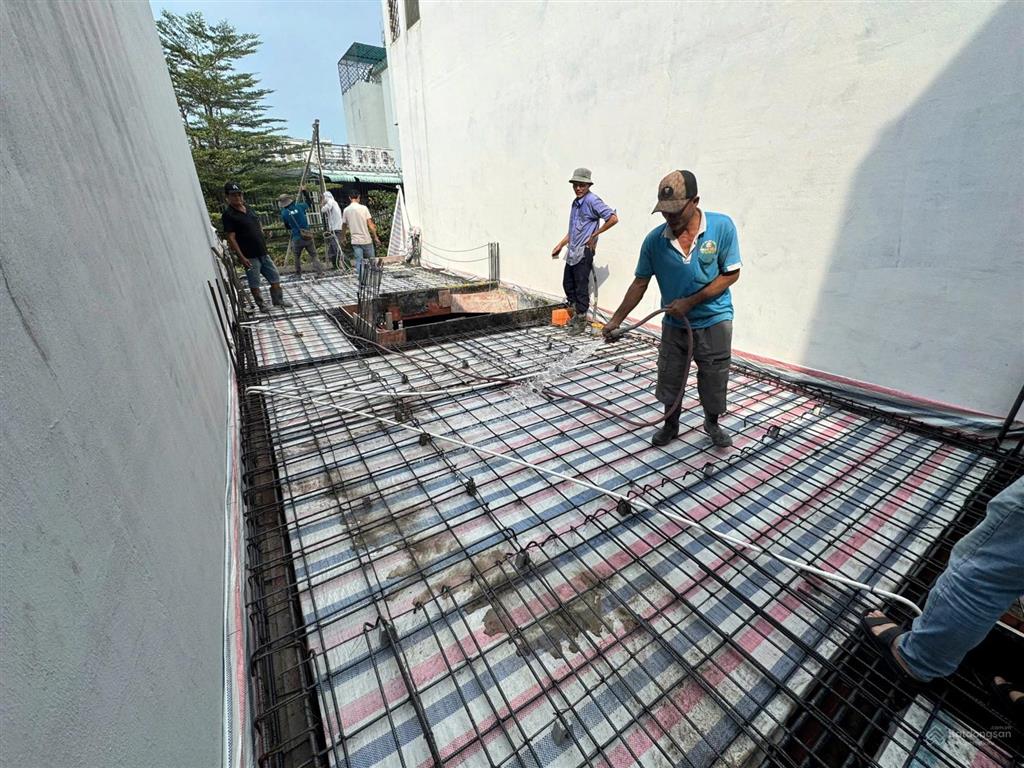 Bán gấp nr 208/49/3 thạnh xuân 52, 5,5 tỷ, 50m2, 3pn, 3wc, q12, hcm