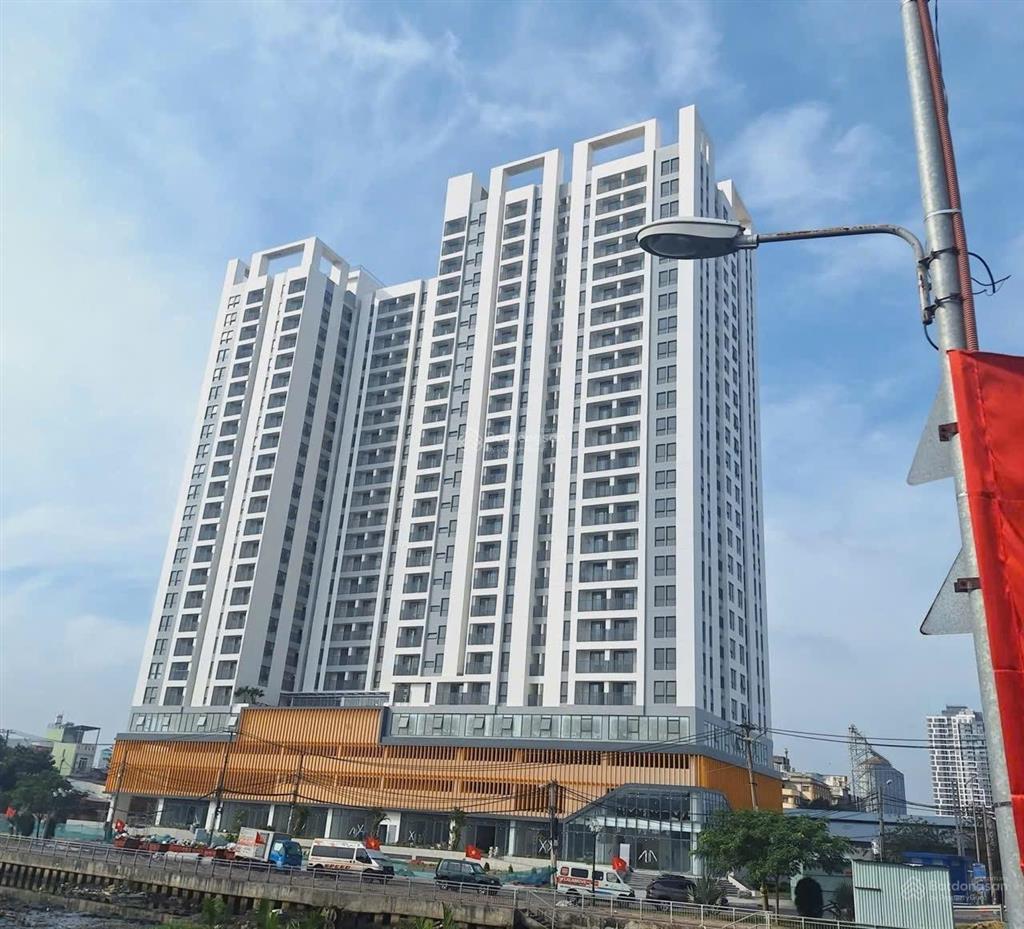 Bán căn hộ 3pn 2wc ngay cầu chà và bến bình đông chỉ mất 7 phút về quận 1