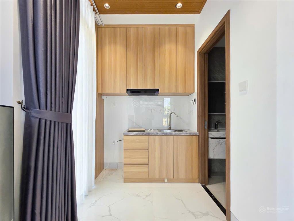 Bán gấp nhà phố trung tâm quận 7  dòng tiền 35 triệu/tháng