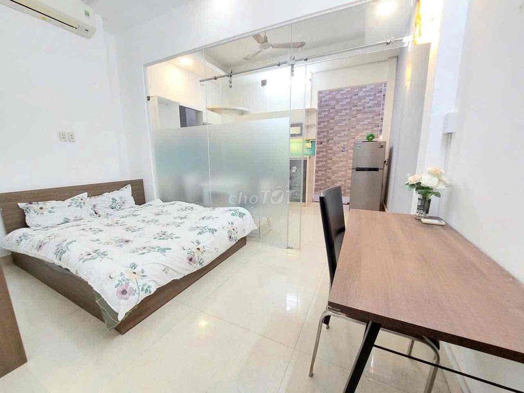 🌿 Studio tầng trệt có sân sau riêng, full nội thất, không gian thoáng