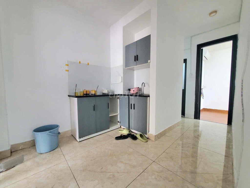 studio ngay đại học văn lang
