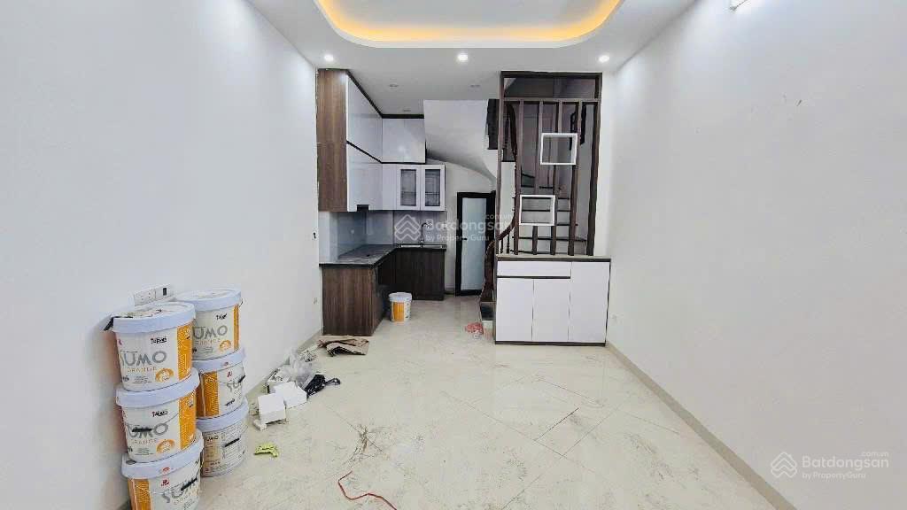 Bán nhà riêng  5 tầng x 30m  ô tô đỗ cửa  giá 6 tỷ