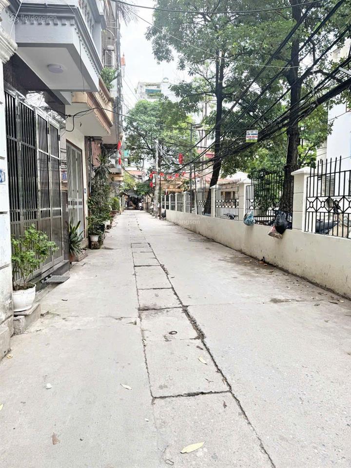 Bán nhà riêng 30m2, 6,9 tỷ ở gần ngã tư sở  khương trung, 3pn, 4wc, 5 tầng, mặt tiền 4m
