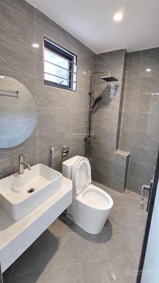 Bán gấp nhà 6 tầng thang máy phố vũ tông phan chỉ 9,05 tỷ!