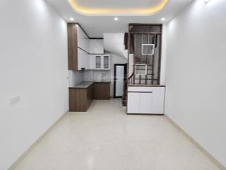 Cần bán gấp nhà riêng tại phố vũ tông phan, giá cực chất 6,8 tỷ, lô góc thoáng sáng