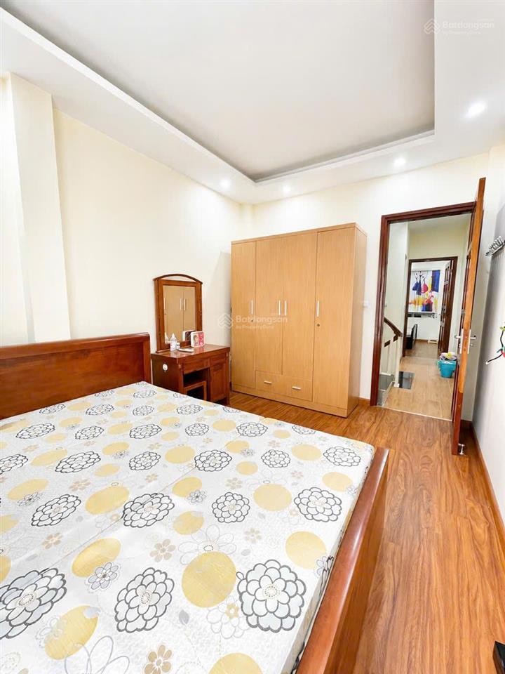 Bán nhà riêng tại định công, 7 tỷ, 35m2, 3pn, 5wc, pháp lý đầy đủ