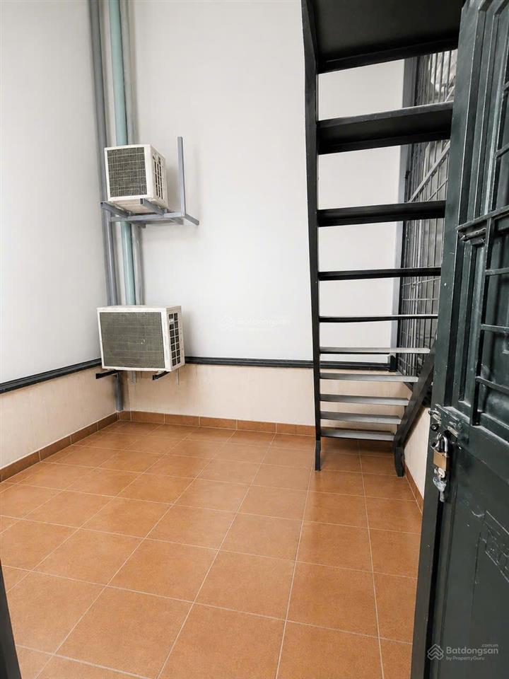 Nhà đẹp định công thượng thiết kế hiện đại, 36m2 x 5 tầng 4 phòng ngủ rộng rãi, giá 7.3 tỷ