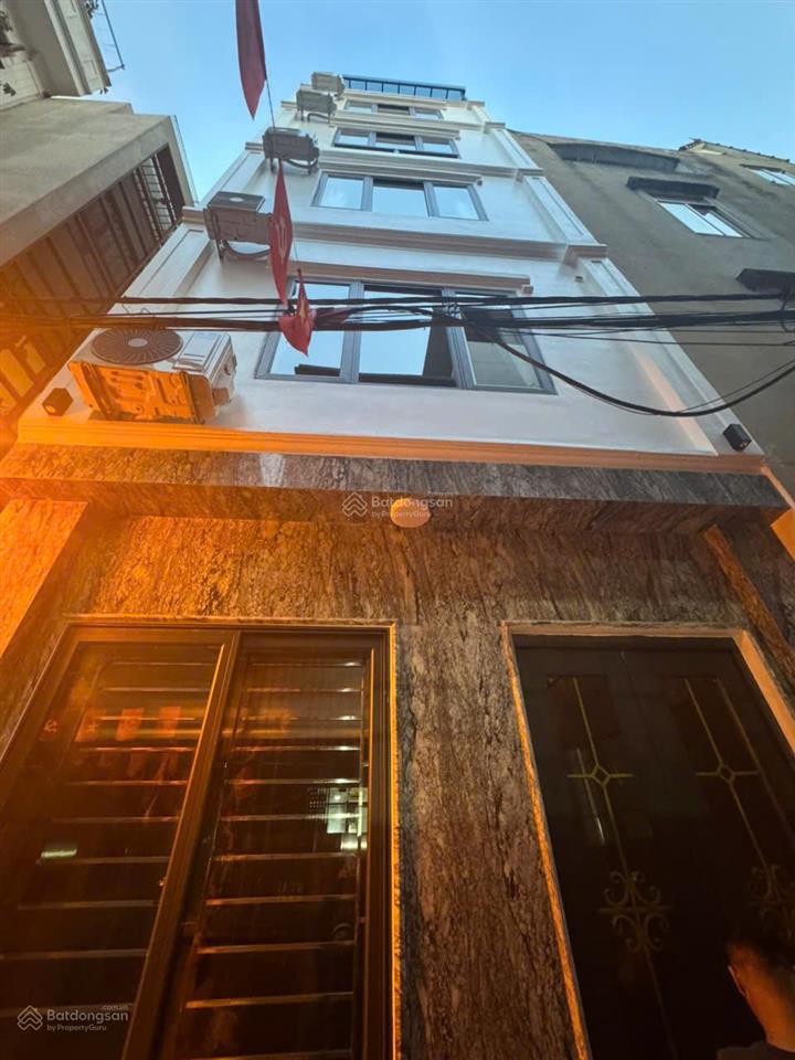 Bán nhà riêng tại phố lê trọng tấn 35 m2, có thang máy  giá ưu đãi hot! 9 tỷ
