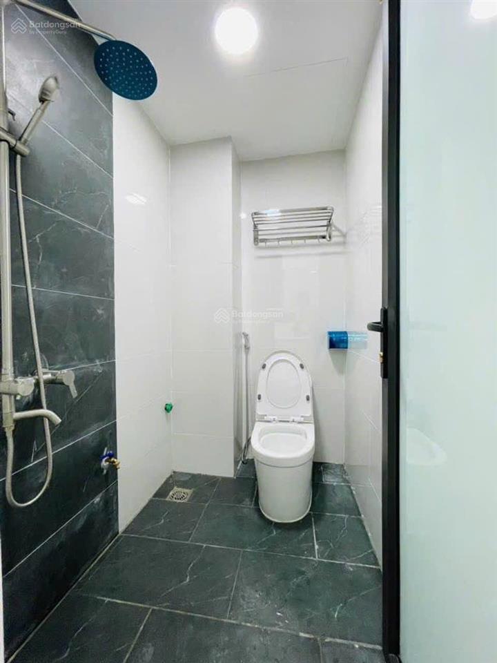 Bất ngờ! nhà phố định công gần 40m 6 tầng, có thang máy mà giá chỉ 7,8 tỷ!