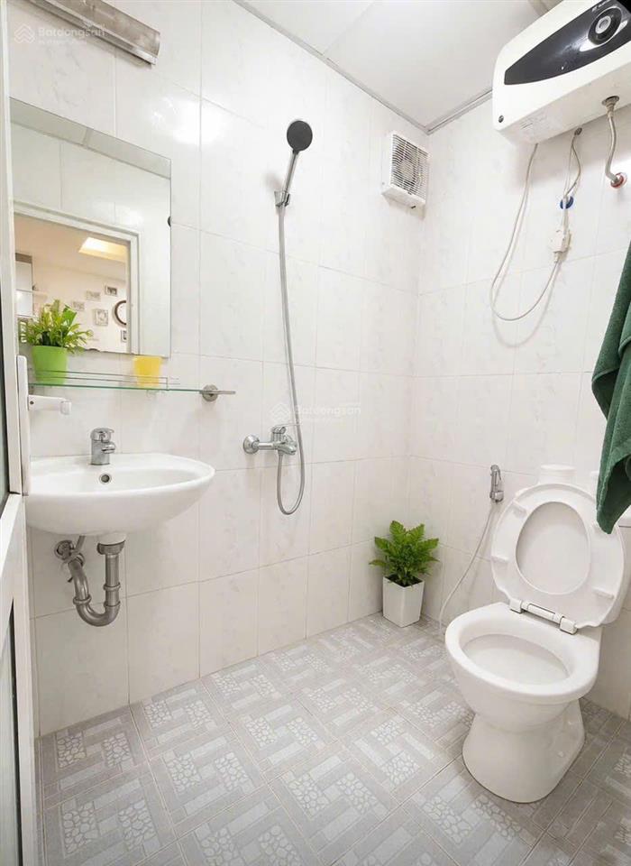 Cần bán căn hộ cc sdu văn quán, hà đông 65m2  2 ngủ giá chỉ 4 tỷ
