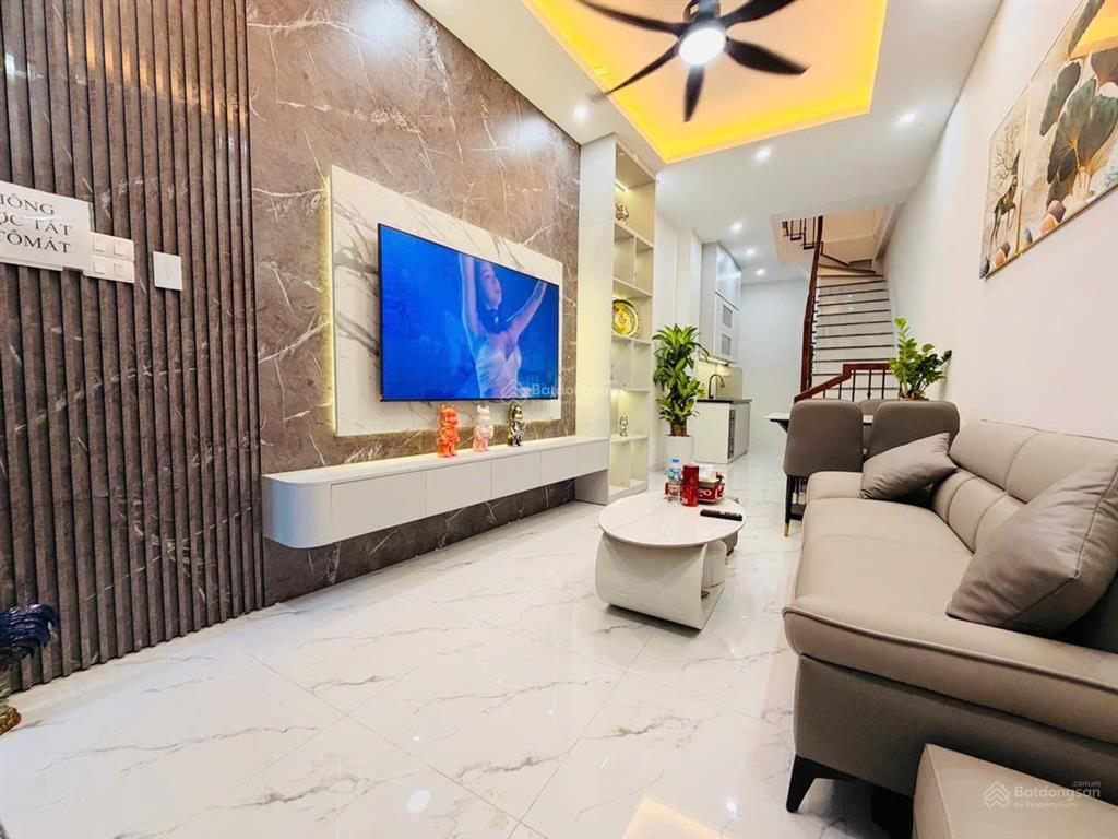Giảm sốc nhà phố khương trung nhà 5 tầng x 30m giá 5.8 tỷ!