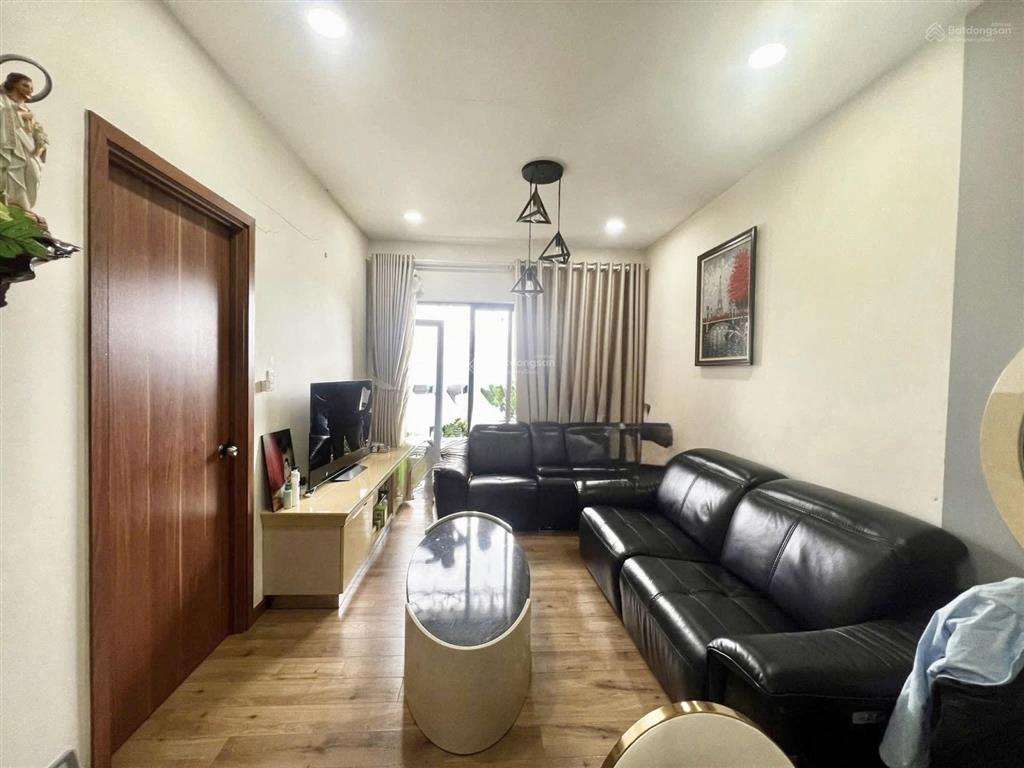 Căn hộ tầng đẹp  nhà mới với 2pn/2wc tại flora novia thủ đức 75m2. full nội thất. sổ hồng riêng