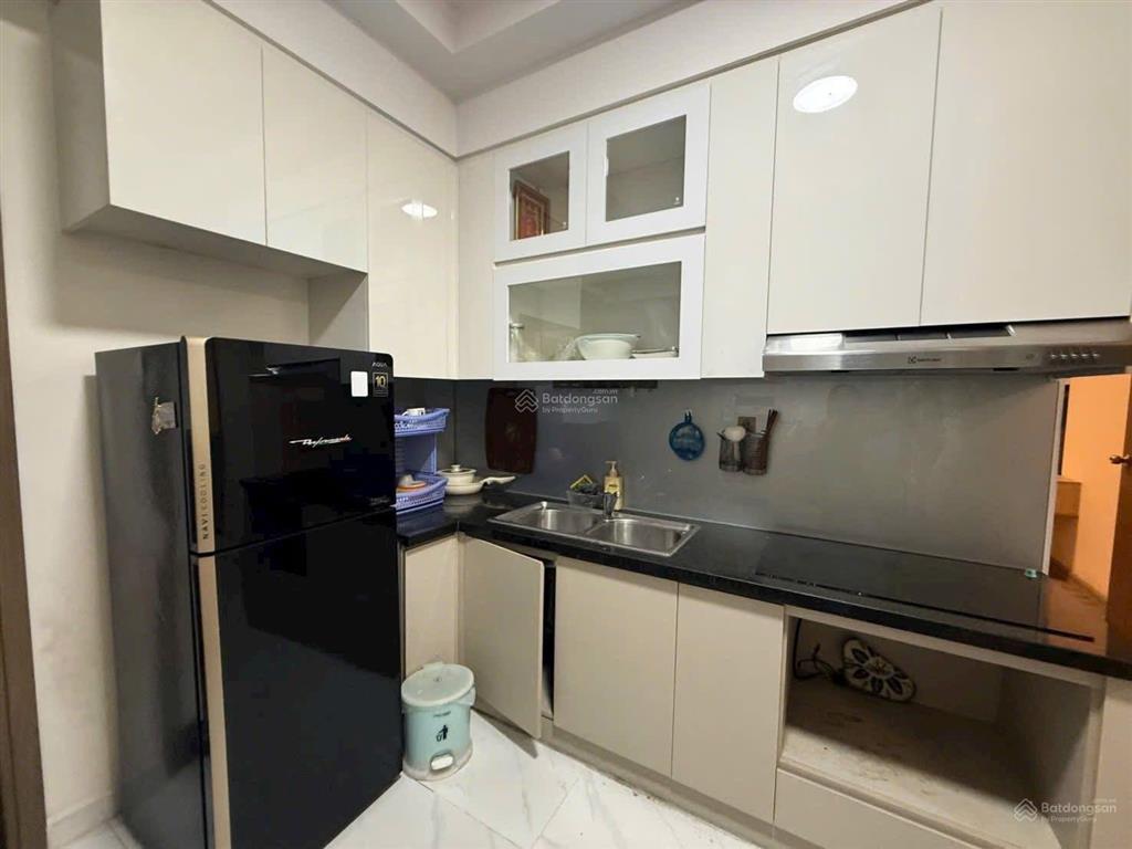 Bán căn hộ chung cư ngọc khánh tower quận 5 64m2, 2pn.2wc, full nt, shrcc !!!